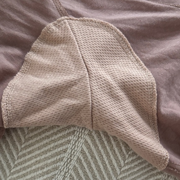 NWOT Numi Signature Undershirt in Toffee - Picture 6 of 6